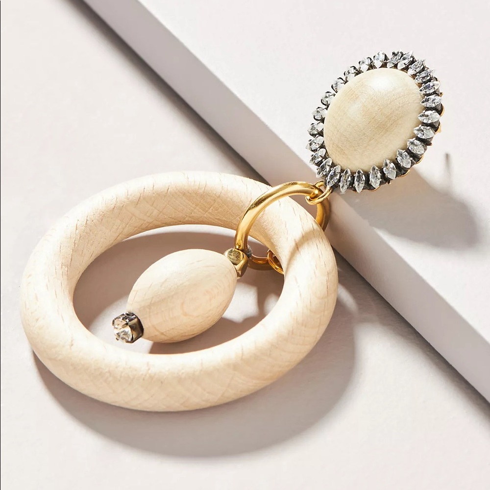 New Anthropologie Rada Layered Wood Clip-On Earrings